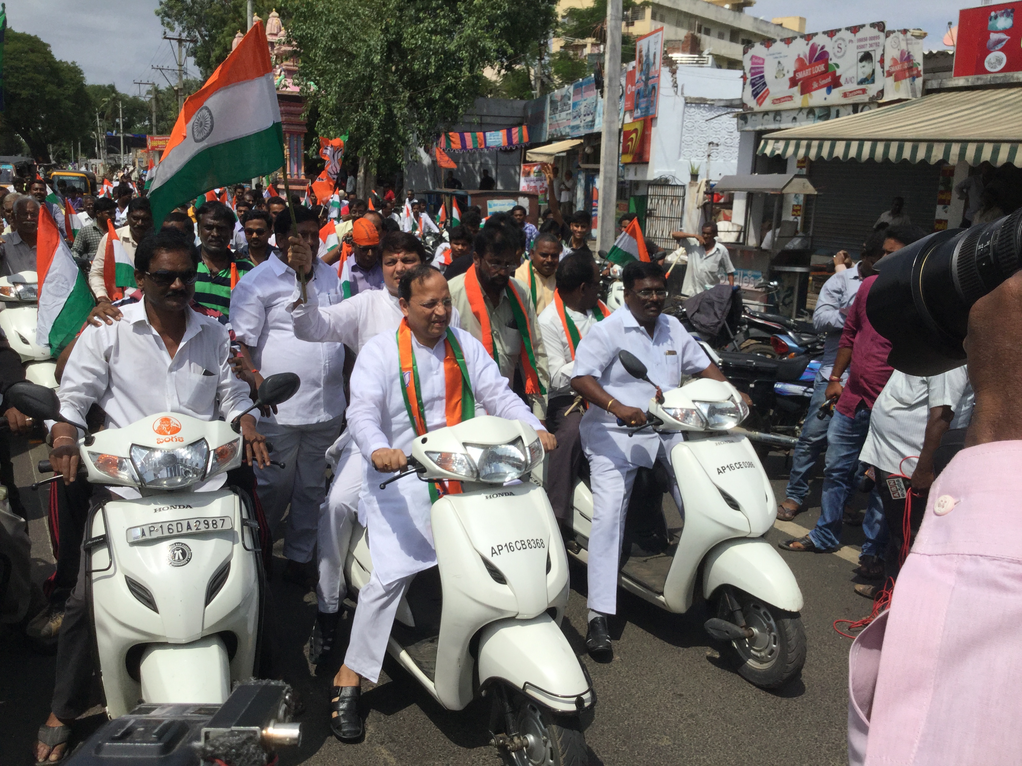 Arun Singh Tiranga Yatra at Vijayawada Andhra Pradesh